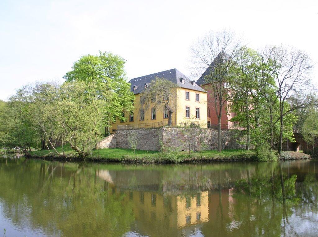 Gaestehaus Peterhoff Birresdorf Esterno foto